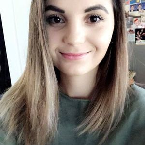 Meet your Posher, Alina